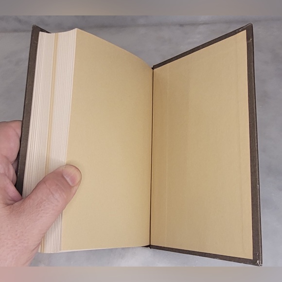 Roberts Rules of Order Newly Revised 1970 Scott Foresman - Picture 14 of 14